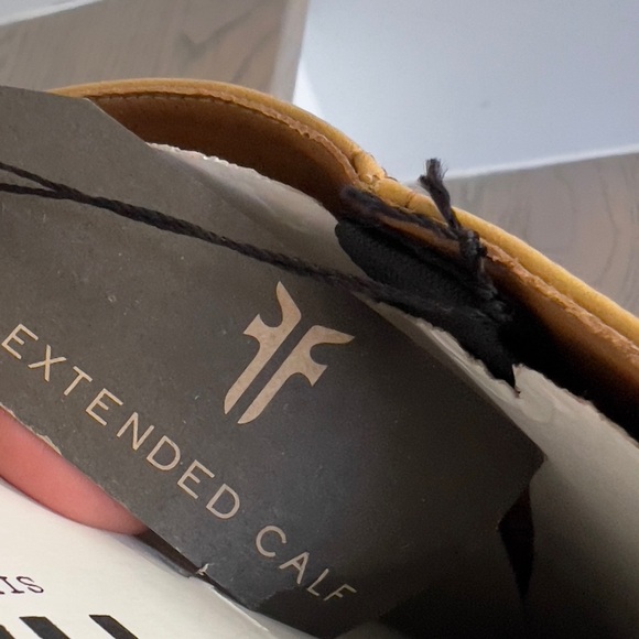 NWOB Frye Anthropologie Campus 14L Wide Calf Montana Leather Boots Banana Yellow - Picture 13 of 13